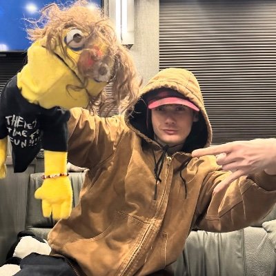 D1stantY0u_soot's profile picture. “Oh distant you, oh gorgeous you…oh you.”

She/her

I ❤️ @WilburSoot