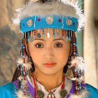 ZumretIsaq's profile picture. Uyghur. Do what I can and hope for the best. 维吾尔人，尽人事，听天命。 ئۆلۈمدىن باشقىسى تاماشا.