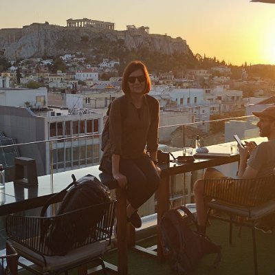 _marilenaki's profile picture. Amante del cine  la musica me da la vida viajera incansable.
Me encanta bailar. Amo el verano el mar y los deportes al aire libre Odio el racismo y el fascismo