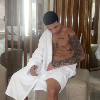 ARTHUZINH0X's profile picture. https://t.co/MSXubx7OrE