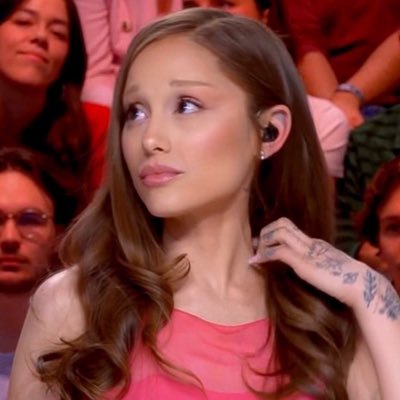 britneydeipover's profile picture. si va a casa