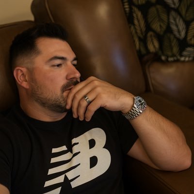 user12005467's profile picture. https://t.co/oxq1dLDBnt