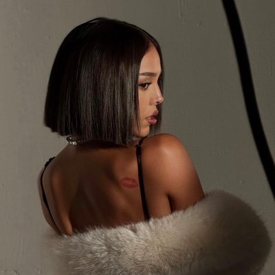 CaroHuertaDream's profile picture. Muchxs me quieren, otrxs me odian, y otrxs me detestan. Pero nadie me ignora. Dreamer 💛