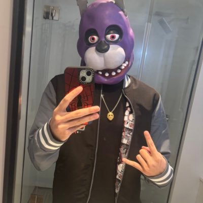 SolaceGamin's profile picture. poofy head