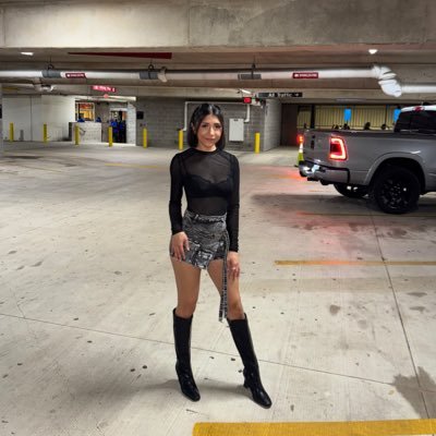 victoriadenova_'s profile picture. 