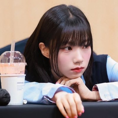 hoyeonic's profile picture. i look classy i look bad 남녀노소 call me savage