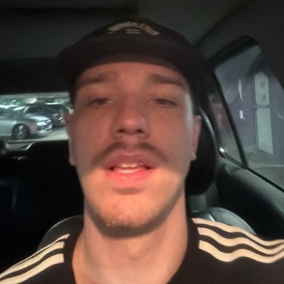 guigo_oo's profile picture. Reclamo aqui com certa frequência | Adm UFRGS
