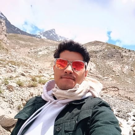 Vishal_xeth's profile picture. co-founder @ai_asva I 🎓 IITB'24 | 
polysport if that's a word