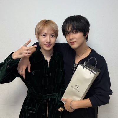 QCyara89053's profile picture. 