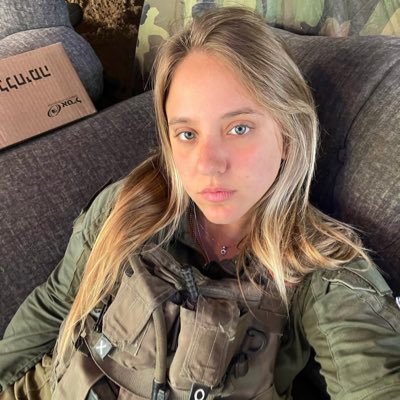 arielarizanidf's profile picture. Zionist: 🇮🇱 Head of content department I fighting in the reserves