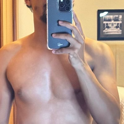 PAZUDOAFIM's profile picture. Mlk Verst. Pauzudo, afim de putaria e diversão