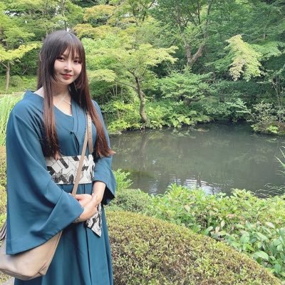 mirei_buppan794's profile picture. 26歳｜Fラン大卒⇒ブラック企業を転々として2年 どこにいても違う気がした｜副業で物販に出会い35万達成⇒脱サラ｜今は自由に旅先で歴史を感じ、博物館巡りで時を忘れる日々