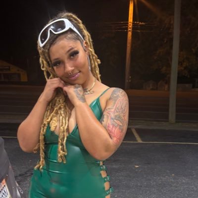 daesiavu's profile picture. ⭐️⭐️⭐️⭐️⭐️