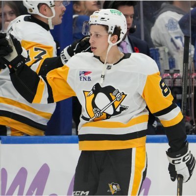 KindelEnjoyer's profile picture. Main suspended: @Chisholm_IsKing packed at 1k
@yankees
@penguins
@nyknicks
@giants
#WIKFOREVER
alt is @chisholmmuse