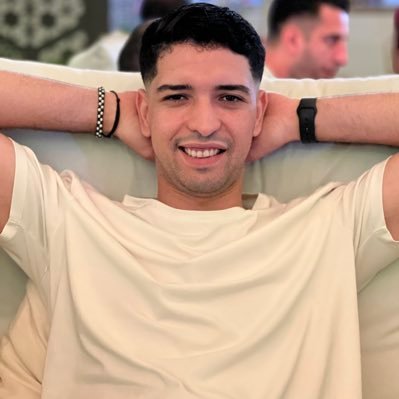 MoulouaE's profile picture. Frontend developer 👨‍💻📨
committed consistent 👨‍🎓
Travel & Sports 🏈