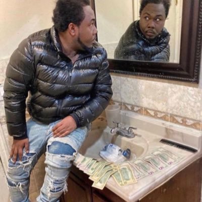 User1165634's profile picture. 