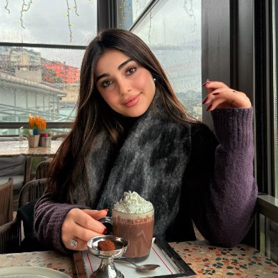 kinzajaved1e's profile picture. Born to explore and chase my dreams