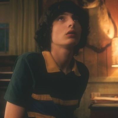 mixerkon's profile picture. *23*he/they*