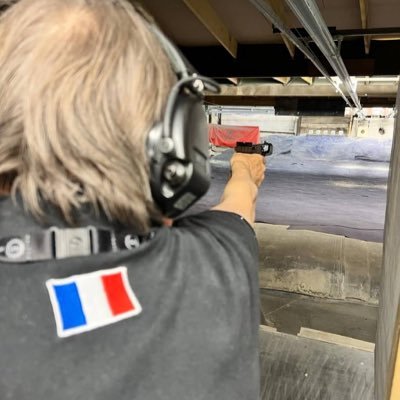 AntoineMarcel_1's profile picture. Patriote français, je soutiens la défense de notre nation et partage mes offres pour protéger la France. #Teampatriote🇫🇷🇫🇷