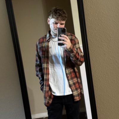 Grzvy's profile picture. Christ is King 👑✝️ • #godisgreat • SWFL 🐊