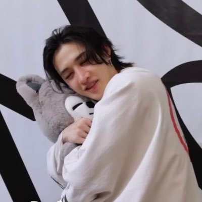 akusushi_97's profile picture. Just a girl who loves SKZ, kpop in general, anime, and books|| Ult Biases: Bang Chan,Mingi,Johnny and Yoongi|| ~multifandom and multishipper~🌺