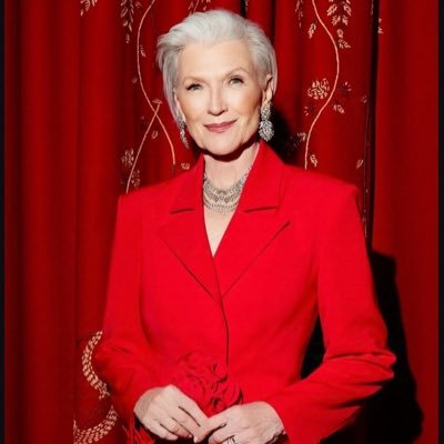 Maye7745's profile picture. Author of A Woman Makes A Plan, now in 32 languages & 100+ countries 📖Doctor of Dietetics 🧑‍🎓Supermodel 😉💃ItsGreatToBe77 Manager:anna@mayemusk.com