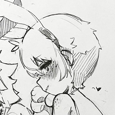 ren0coffee's profile picture. Comms are open!! 

Dm for the info 🙂