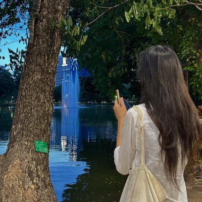 Hgsidsi's profile picture. 私は山道や海沿いをサイクリングするのが大好きです。新鮮な空気を吸い、風を追いかける感覚は本当に魅力的です🌄
私も旅行者で、スイスなどたくさんの場所に行ったことがあります。これからももっとたくさん行きたいです！