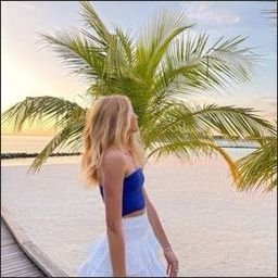 Sloiwal1502057's profile picture. 