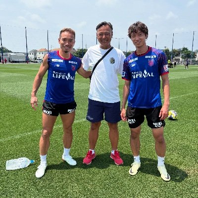coachkamikawa's profile picture. #鎌倉インターナショナルFC Jr.Y監督 #共に学び共に歩む #論理的考動力 を軸に、サッカーを通じて人を育て、組織を創り上げるプロサッカー教育者・指導者。JFA公認Proコーチ 前スフィーダ世田谷FC監督 元明治大学サッカー部監督 元ユニバーシアード代表監督 元グルージャ盛岡監督