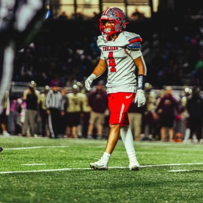jaren_sanchez1's profile picture. Parkland HS | 6’1 195 | C/O 27 | LB |