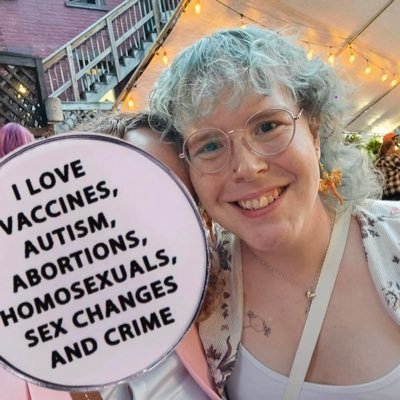 Bob3D3's profile picture. In your limited time, have boundless compassion. Partnered and Poly 🌈bi🌈 She/Her Trans 🏳️‍🌈🏳️‍⚧️ 3/28/24