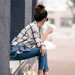 Mocieg8432's profile picture. 