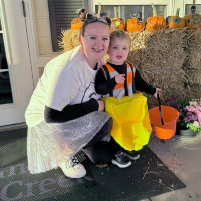 ccarlisle3522's profile picture. stay close to people who feel like sunshine 🌞