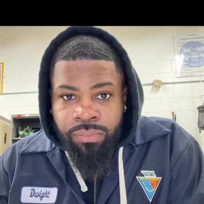 wightaroundyo's profile picture. ✈️🔧