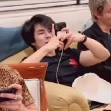 shah0849's profile picture. อยากมีหมาอ้วน ๆ จะตั้งชื่อมันว่าอาก้า