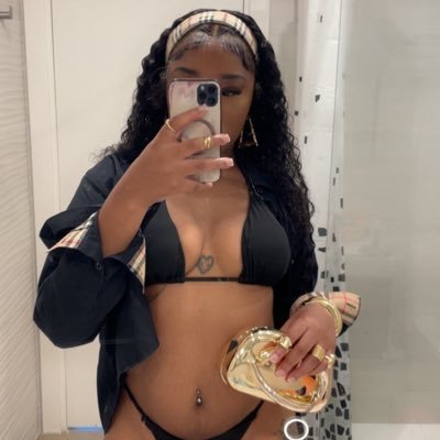 liahh82's profile picture. I talk a lot of shit 😉