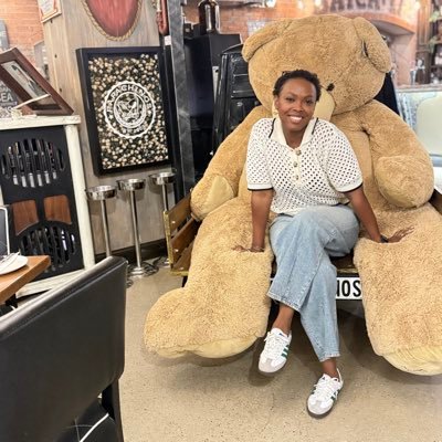 mancu_ncuza's profile picture. L.N