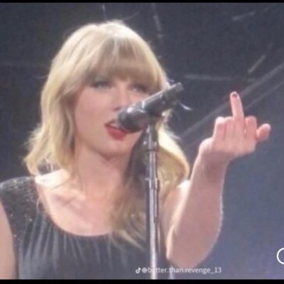 sillybyloukamaa's profile picture. “She would’ve made such a lovely bride what a shame she’s fucked in the head”🥂