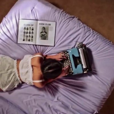 livbsour's profile picture. lil mexican girl who be cryin. 💭 || ic/ooc.