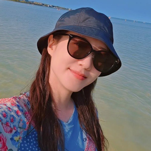 jisoowafer's profile picture. ⠀ ⠀ ⠀  𝖻𝗍𝗌, 𝖻𝗉, 𝖻𝗆 𝖺𝗇𝖽 𝖽𝗈𝗋𝖺𝗆𝖺𝗌 𝖿𝖺𝗇 𝖺𝖼𝖼𝗈𝗎𝗇𝗍. ♡