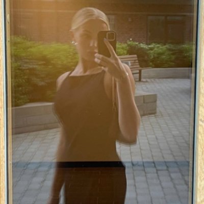 vuoenseanghai's profile picture. Change your mood, lighten the burden on yourself, and add a piece of candy to your life