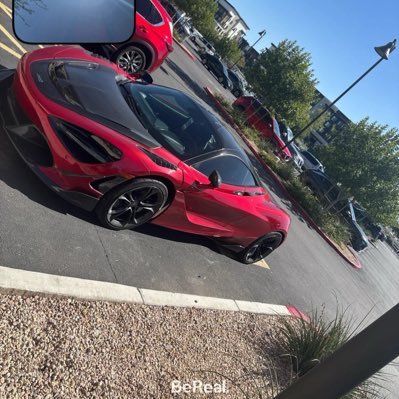 dontlokhg's profile picture. 