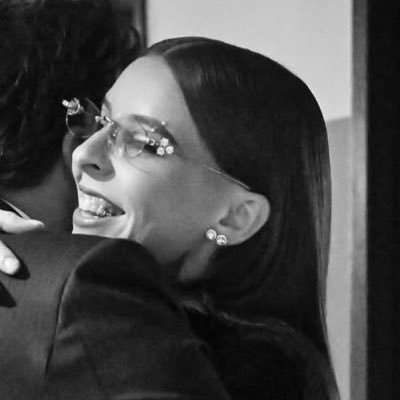 dndmiko's profile picture. Cerrando y abriendo heridas de eso se trata la vida.