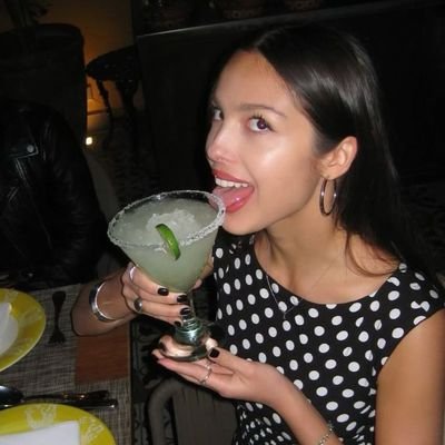 scentofmist's profile picture. please be wise