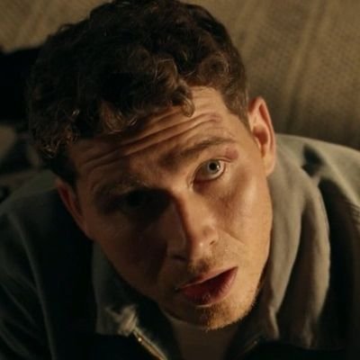 dramaticbuckley's profile picture. 'primero river, segundo river y tercero river'. love me anyway. 27 años.