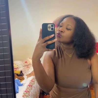 AnaPililao_'s profile picture. Be special                                                      https://t.co/xyELSuHy7k