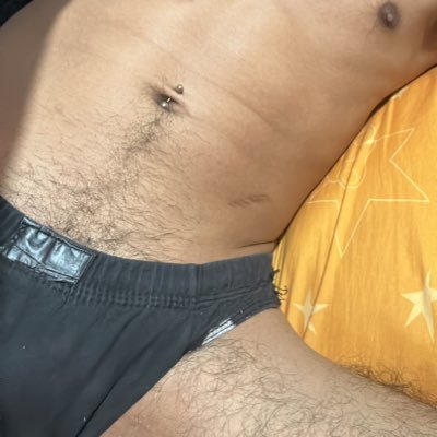 PabloVire95's profile picture. la diversión, morbo y perversión no están peleados con el amor … fumes, fetiches, wuarro