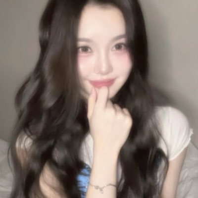 yoojooice's profile picture. currently watching hpp for nam yuju  #남유주 💕