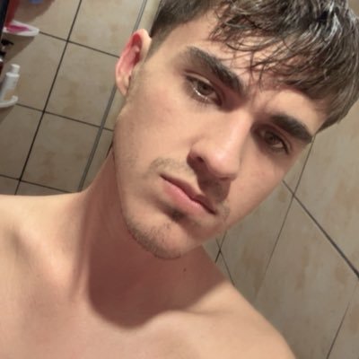 j_poet13's profile picture. 🇲🇽 ⋆.˚✮🎧✮˚.⋆